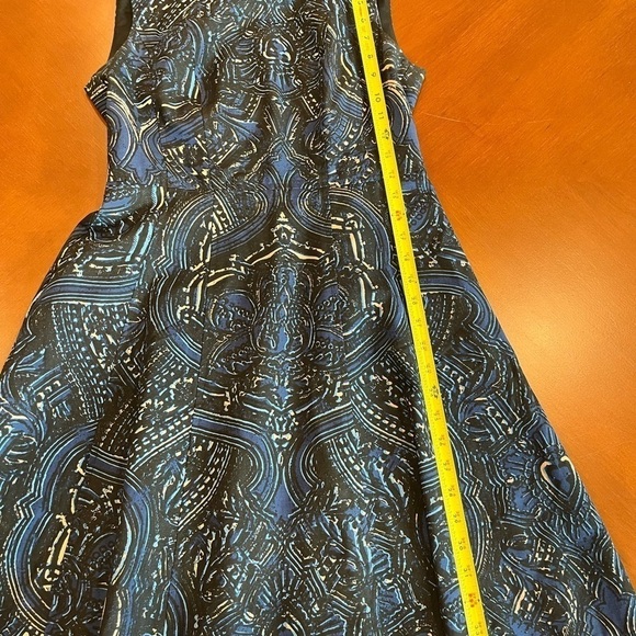 Nanette Lepore Women's Dress Sz 6 Blue Black Sleeveless Lined Fit & Flare Silk - Picture 9 of 10